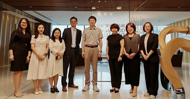 张豫宁副秘书长走访副会长单位北京市金杜律师事务所